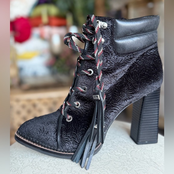 Sam Edelman Shoes - Elegant velvet Black Lace-Up Ankle Boots high heels booties